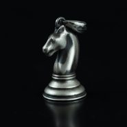 آویز نقره مهره اسب شطرنج